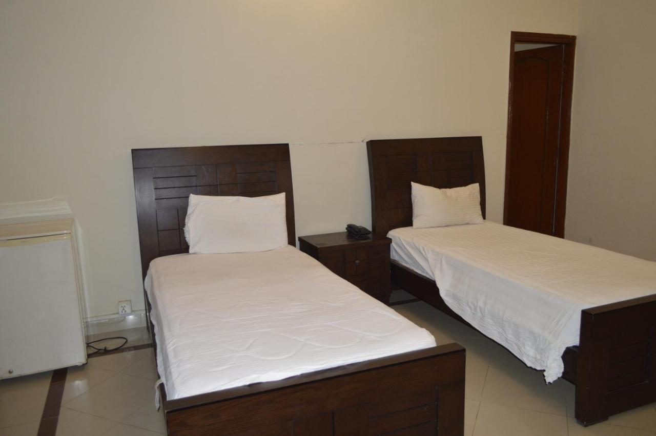 New Shelton Guest House İslamabad Dış mekan fotoğraf