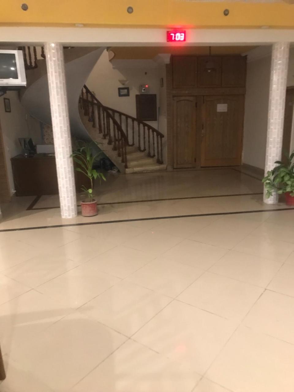 New Shelton Guest House İslamabad Dış mekan fotoğraf