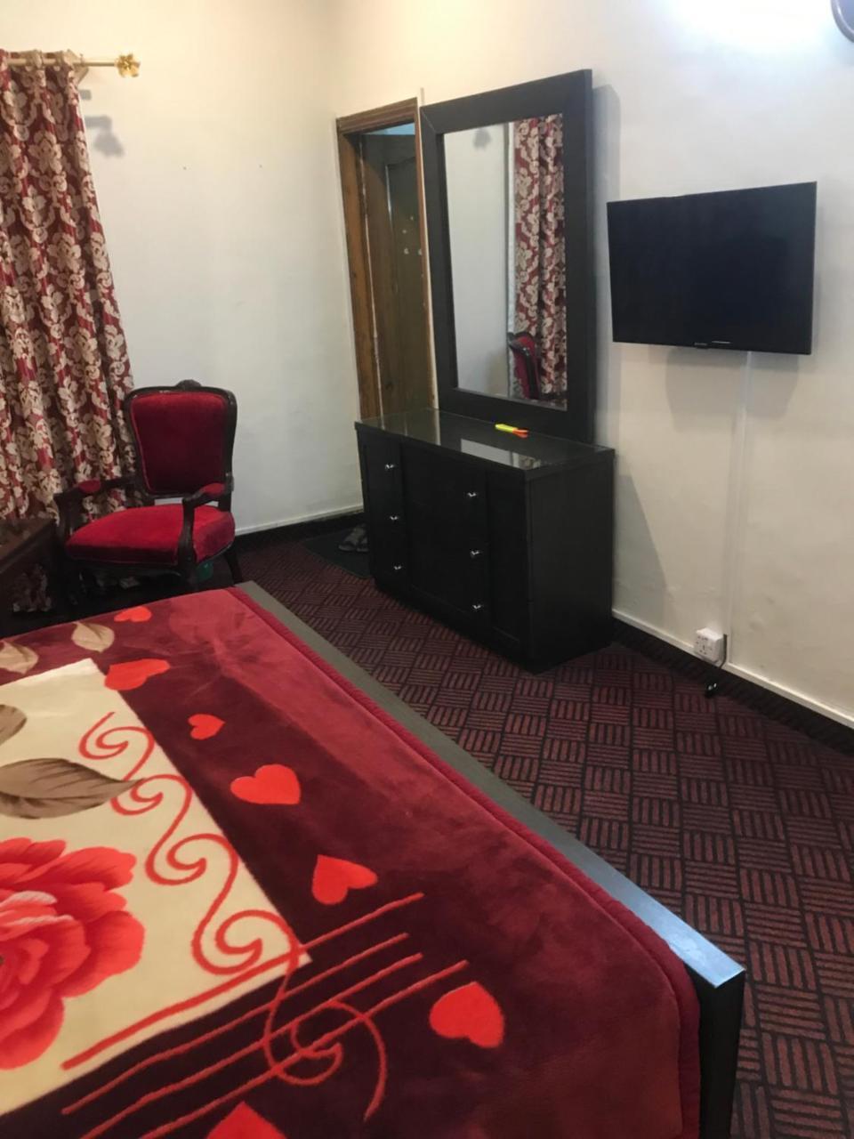 New Shelton Guest House İslamabad Dış mekan fotoğraf