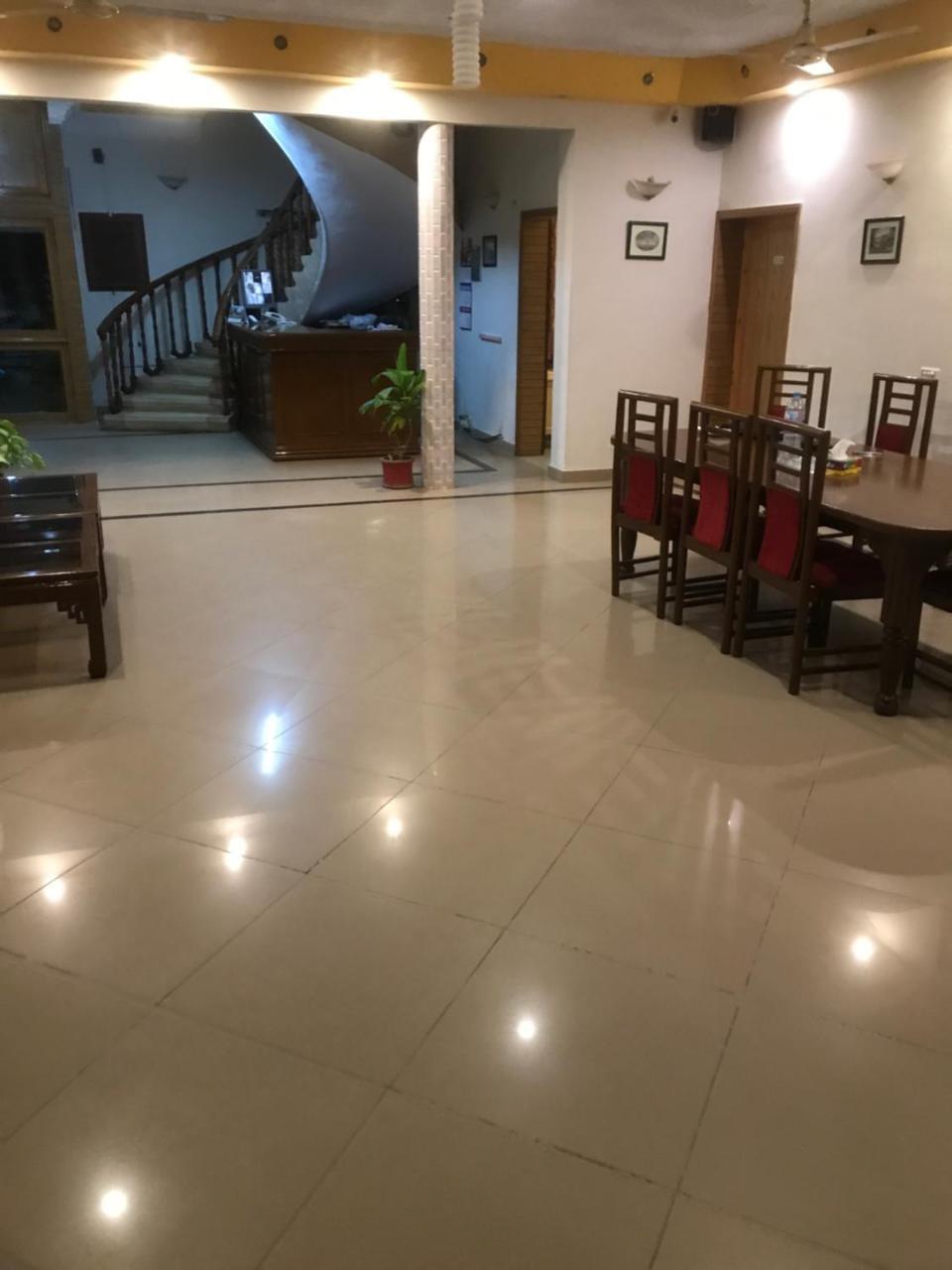 New Shelton Guest House İslamabad Dış mekan fotoğraf