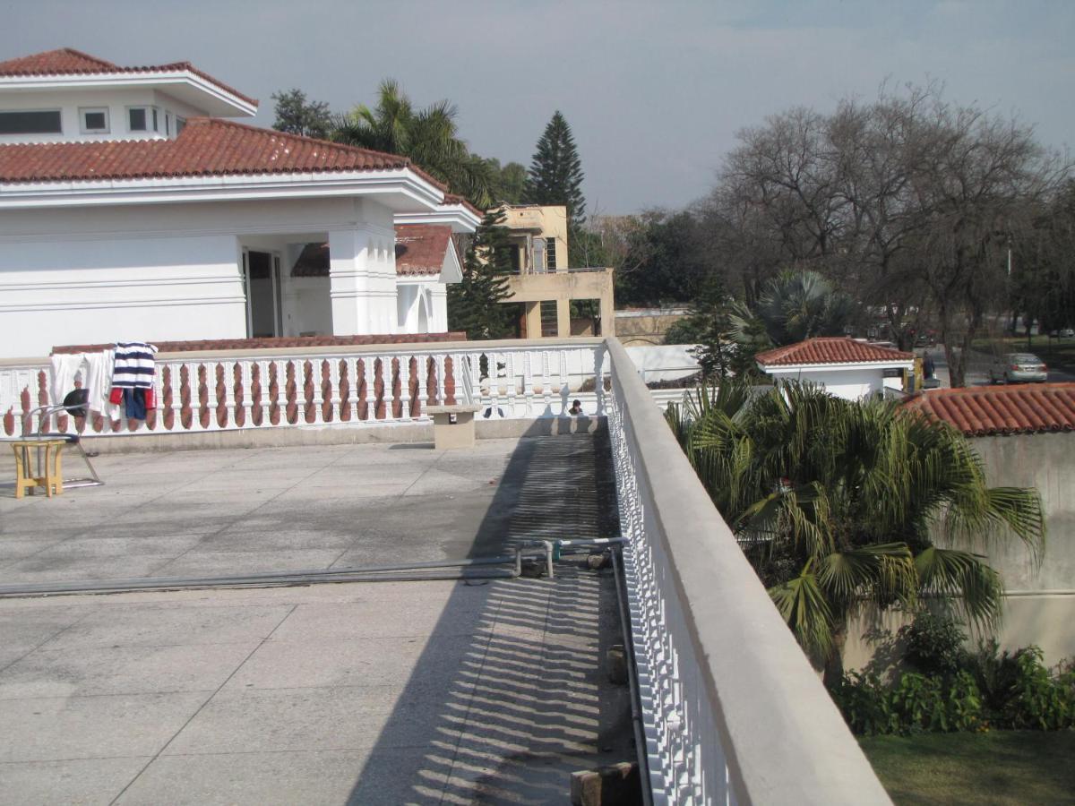 New Shelton Guest House İslamabad Dış mekan fotoğraf